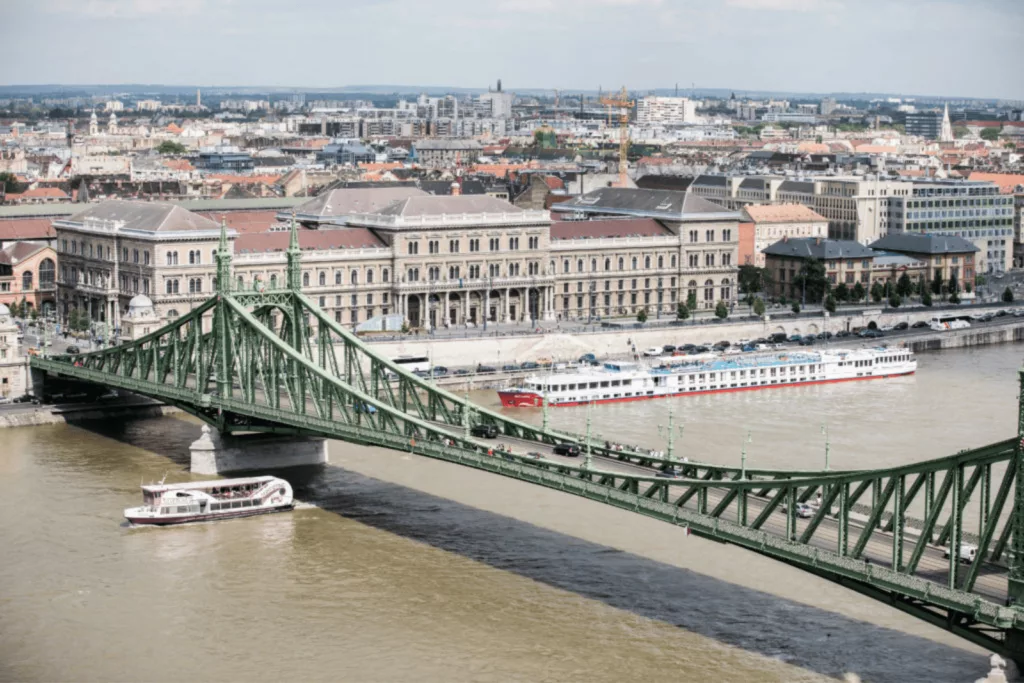 Budapest Bridge